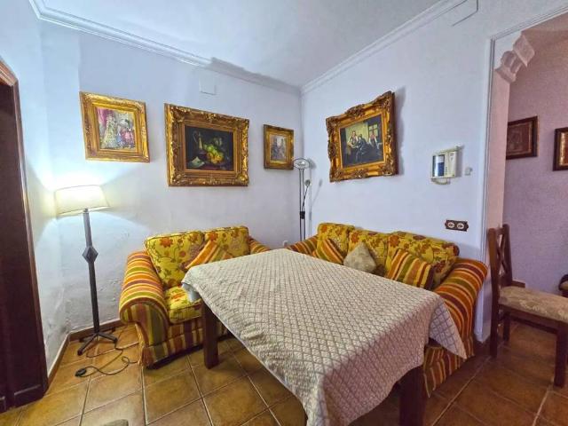Casa en venta en Villamanrique De La Condesa, Andalucía