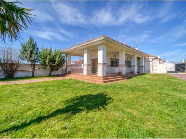 Casa en venta en Villamanrique De Tajo, Madrid