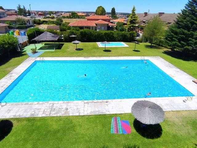 Casa en venta en Las Canteras, Villamayor