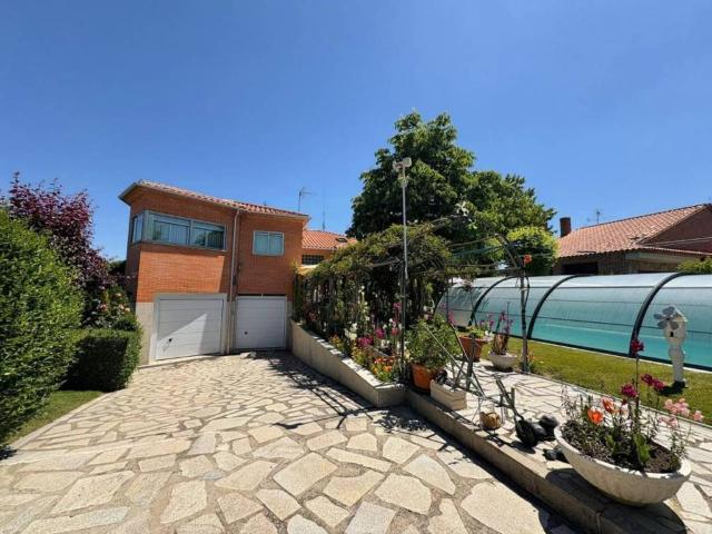 Casa en venta en Villamayor, Castilla y León