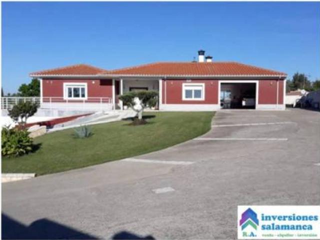 Casa en venta en Villamayor, Castilla y León