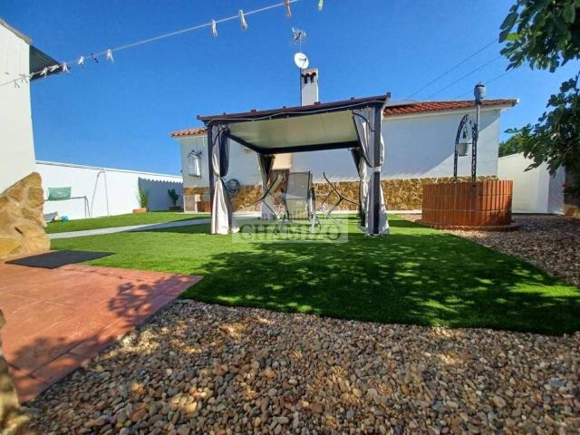 Casa en venta en Villanueva De La Serena, Extremadura