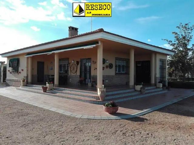 Casa en venta en Villanueva De La Serena, Extremadura