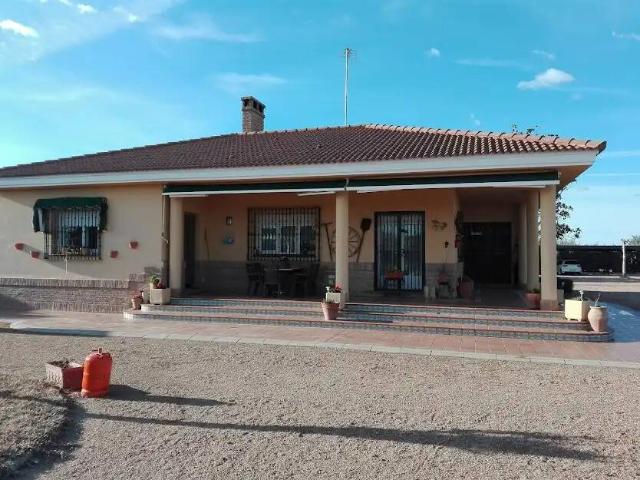 Casa en venta en Villanueva De La Serena, Extremadura