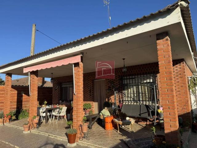 Casa en venta en Villanueva De La Serena, Extremadura