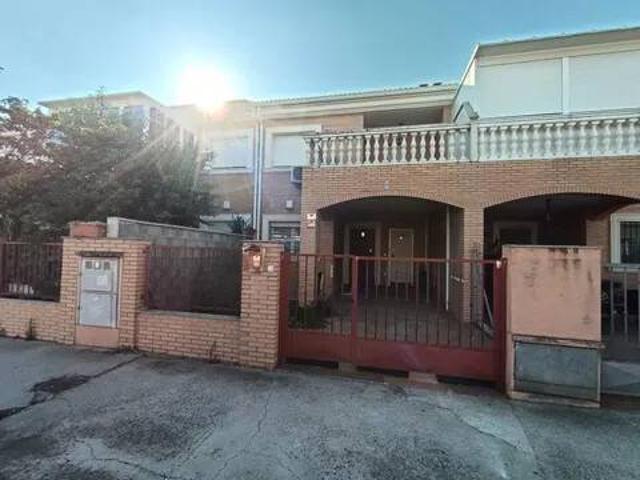 Casa en venta en Villanueva De La Torre, Guadalajara