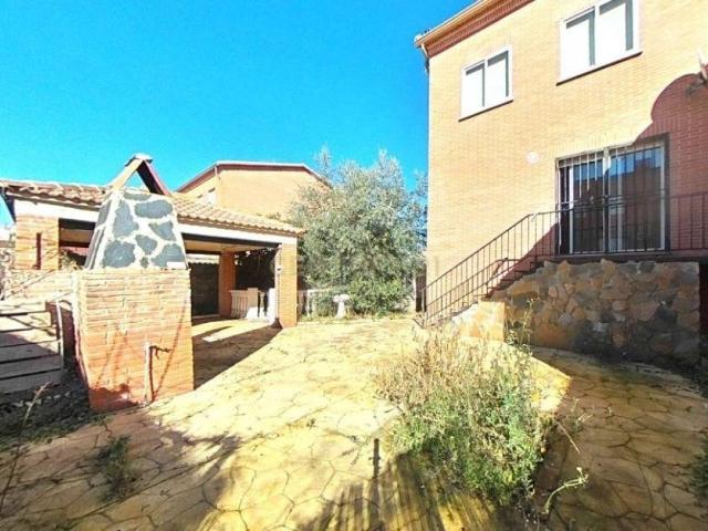 Casa en venta en Villanueva De La Torre, Castilla-La Mancha