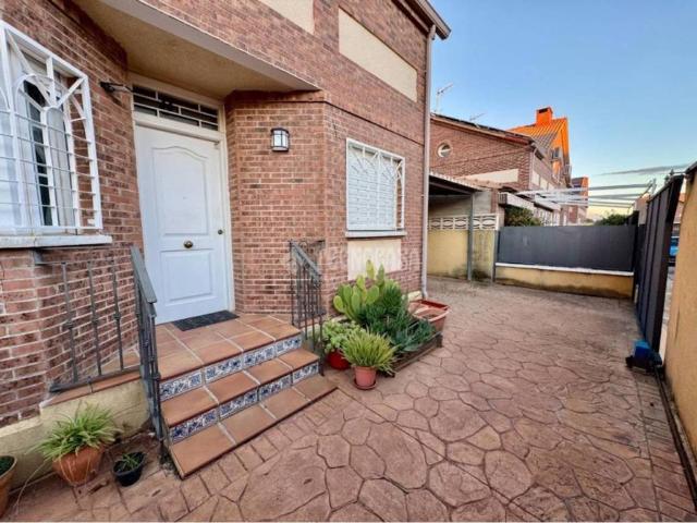 Casa en venta en Villanueva De La Torre, Castilla-La Mancha