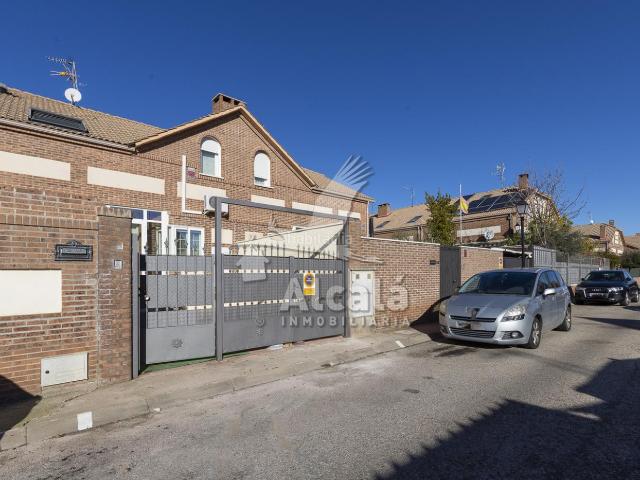 Casa en venta en Villanueva De La Torre, Castilla-La Mancha