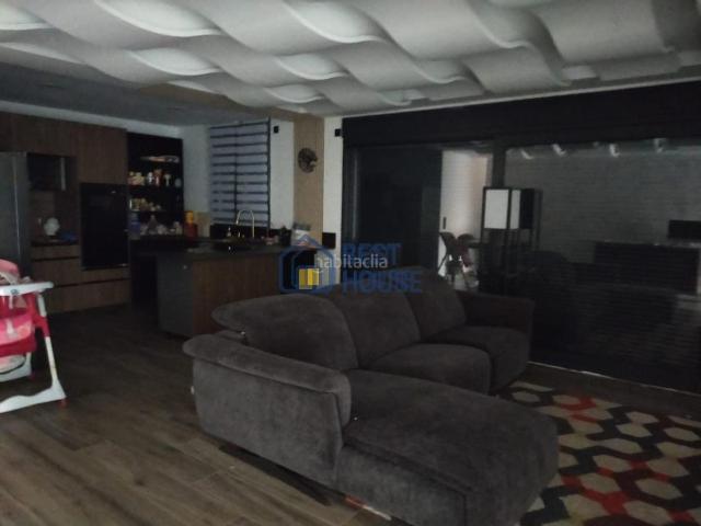 Casa en venta en Navatejera, Villaquilambre