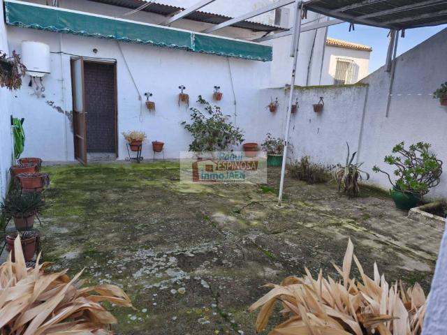 Casa en venta en Villardompardo, Andalucía