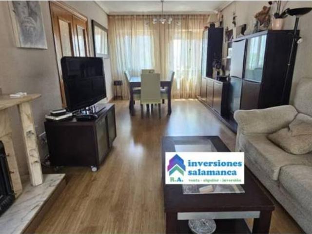 Casa en venta en Villares De La Reina, Salamanca