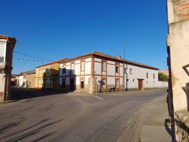 Casa en venta en Villaturiel, Castilla y León