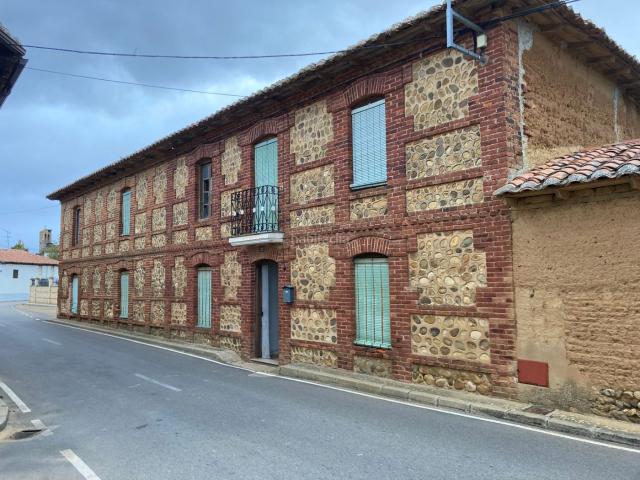 Casa en venta en Villaturiel, Castilla y León
