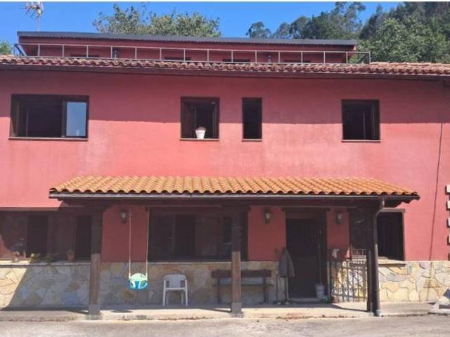 Casa en venta en Villaviciosa, Asturias