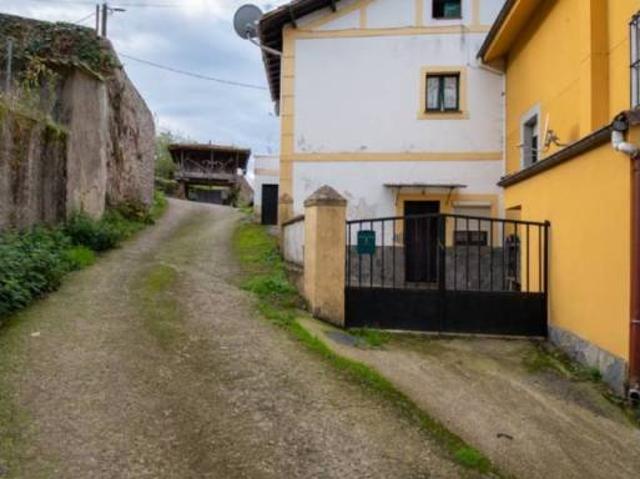 Casa en venta en Villaviciosa, Asturias