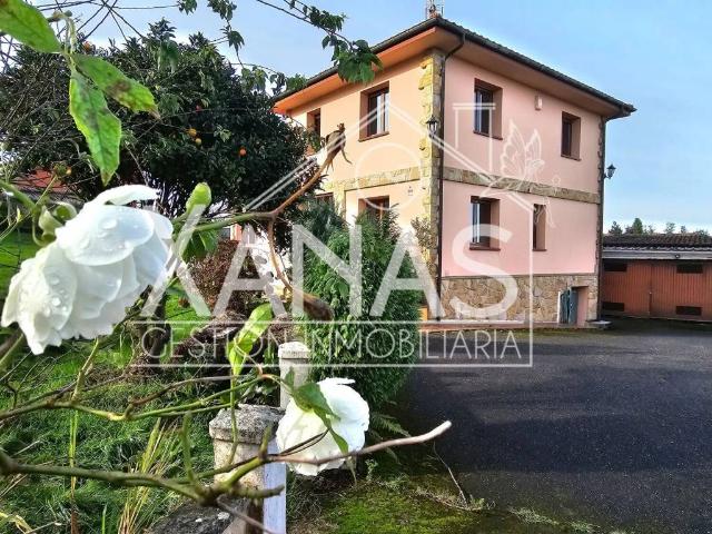 Casa en venta en Villaviciosa, Bárcena