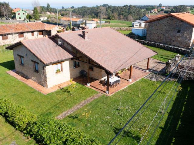 Casa en venta en Villaviciosa
