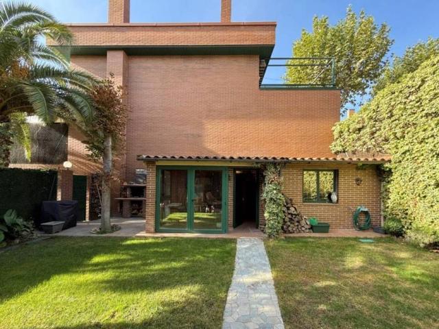 Casa en venta en Villaviciosa De Odón, Madrid