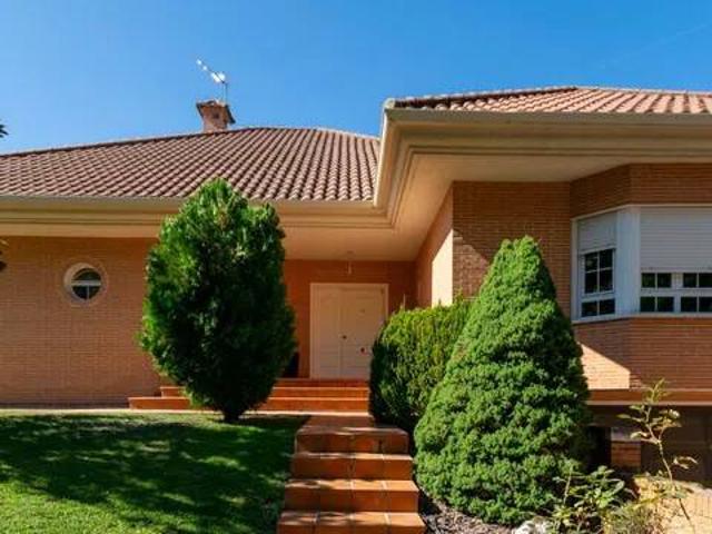 Casa en venta en Villaviciosa De Odón, Madrid