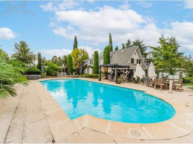 Casa en venta en Villaviciosa De Odón, Madrid