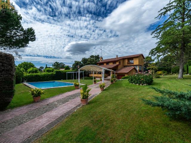 Casa en venta en Villaviciosa De Odón, Madrid