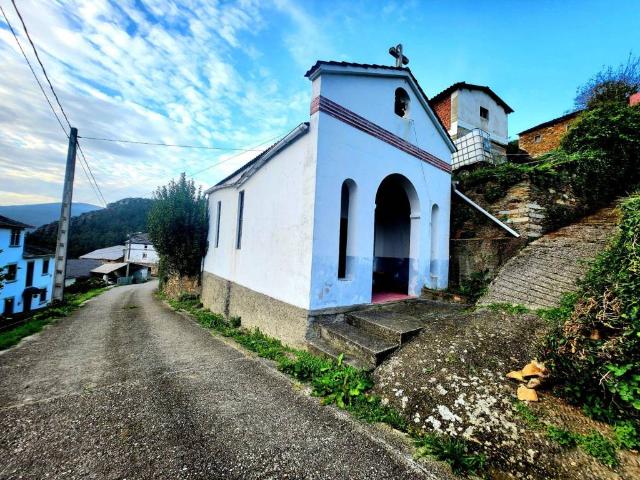 Casa en venta en Villayón, Asturias