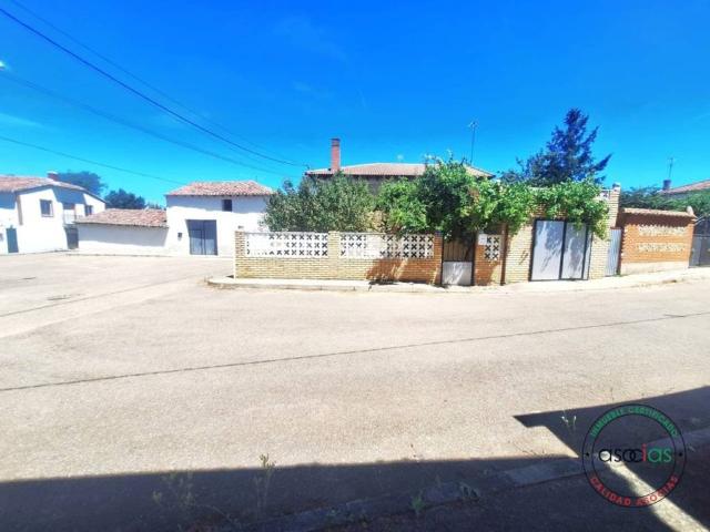 Casa en venta en Villazanzo De Valderaduey, Castilla y León