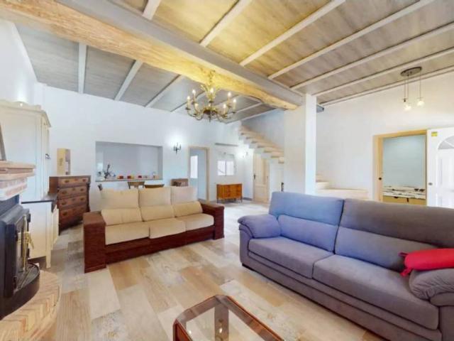 Casa en venta en l'Alt Vinalopó / El Alto Vinalopó, Valencia
