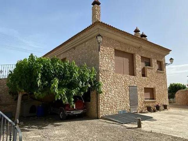 Casa en venta en l'Alt Vinalopó / El Alto Vinalopó, Valencia