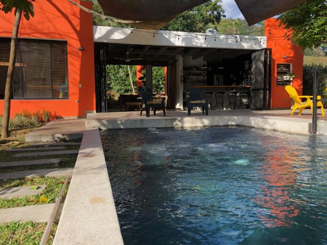 Casa En Venta En Villeta V171839