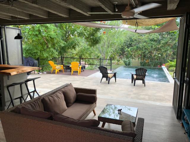 Casa En Venta En Villeta V171839