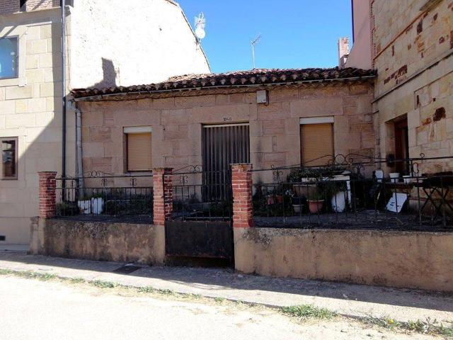 Casa en venta en Vilviestre Del Pinar