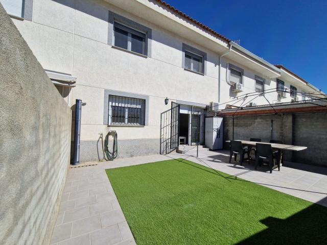 Casa en venta en El Viso De San Juan, Castilla-La Mancha