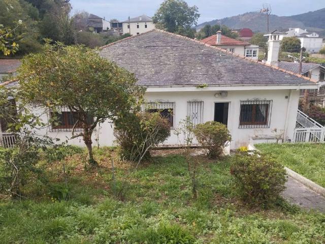 Casa en venta en Viveiro