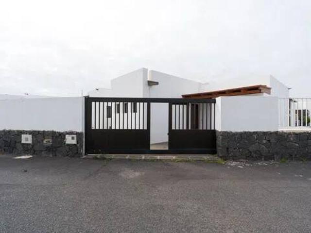 Casa en venta en Yaiza, Canarias
