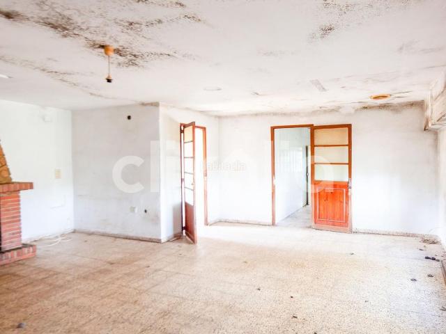 Casa en venta en Yátova, Valencia