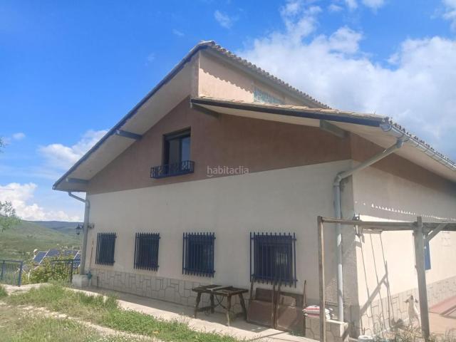 Casa en venta en Yátova, Valencia