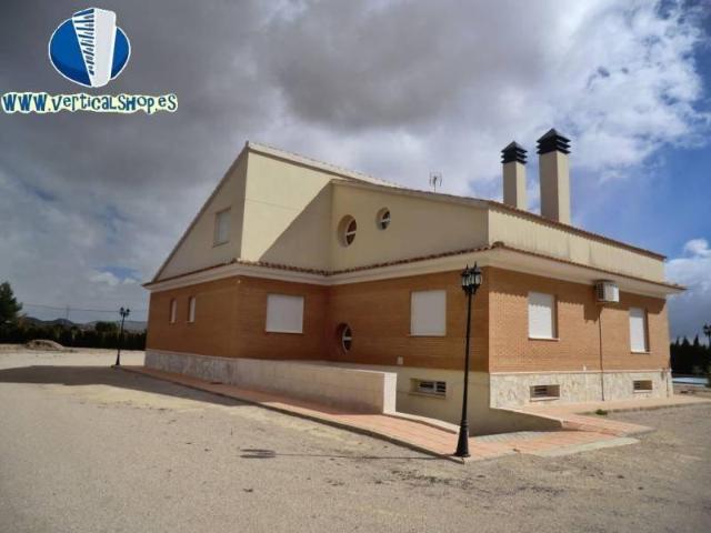 Casa en venta en Yecla