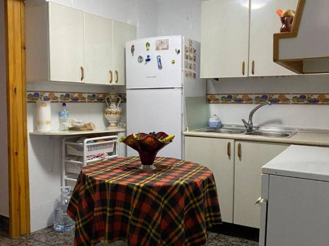Casa en venta en Yeste, Castilla-La Mancha