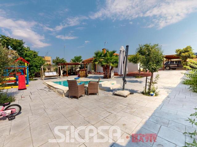 Casa en venta en Yuncos, Urbanización Cervantes