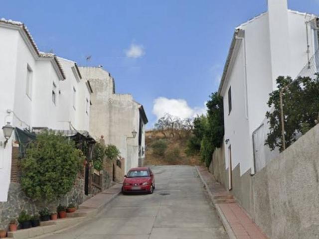 Casa en venta en Yunquera
