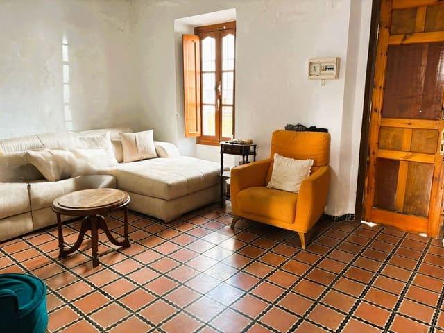 Casa en venta en Yunquera