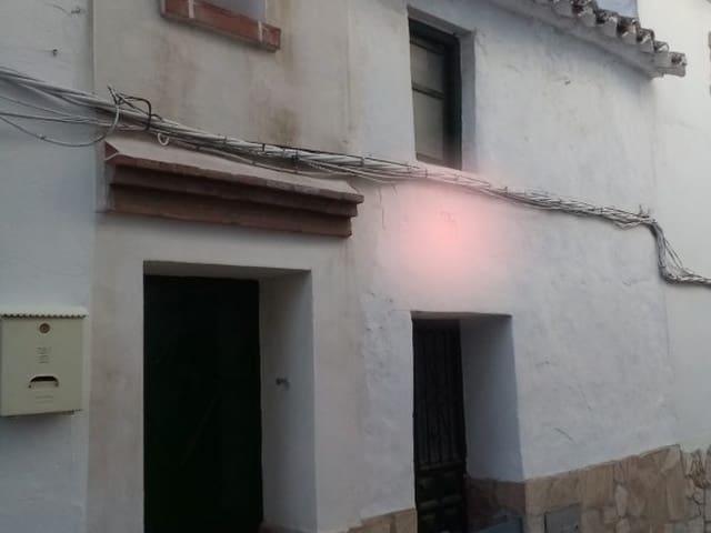 Casa en venta en Yunquera