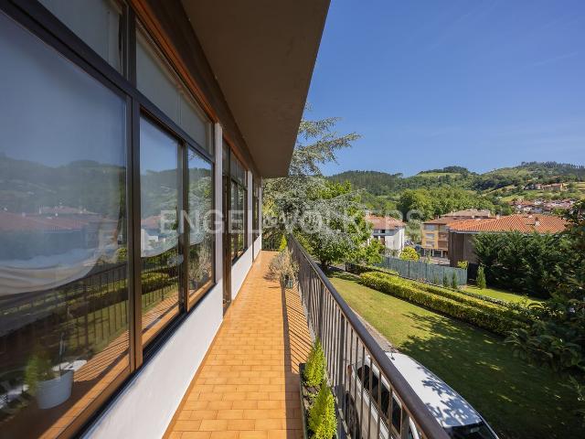 Casa en venta en Zaldibar, Guipúzcoa