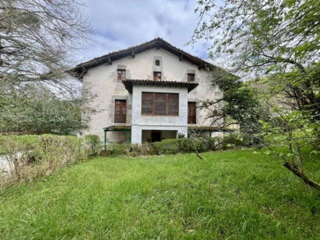 Casa en venta en Zaldibia, Guipúzcoa