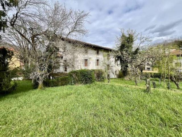 Casa en venta en Zaldibia, Guipúzcoa