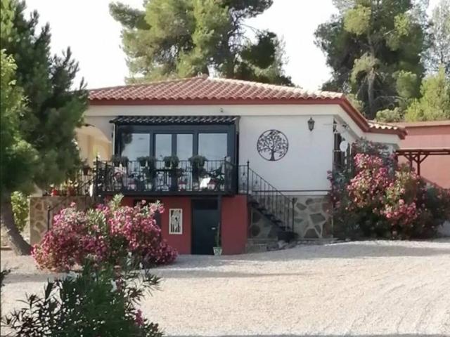 Casa en venta en Zarra