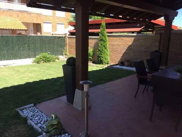 Casa en venta en Zarratón, La Rioja