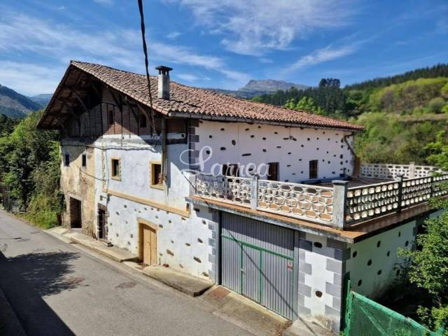 Casa en venta en Zeanuri